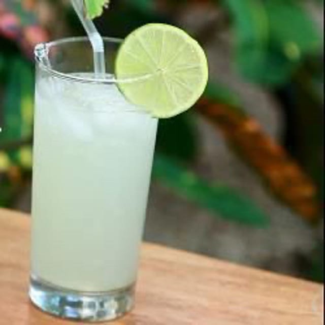 Aguas Limonada.